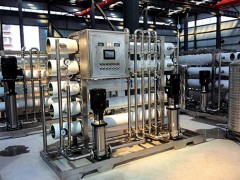 沈陽(yáng)小型工業(yè)反滲透純凈水設(shè)備運(yùn)行中 (166播放)