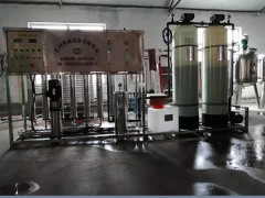 工地食堂2噸反滲透凈水設(shè)備發(fā)貨 (218播放)