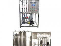 長(zhǎng)春客戶(hù)使用超純水設(shè)備制作車(chē)用尿素現(xiàn)場(chǎng) (189播放)