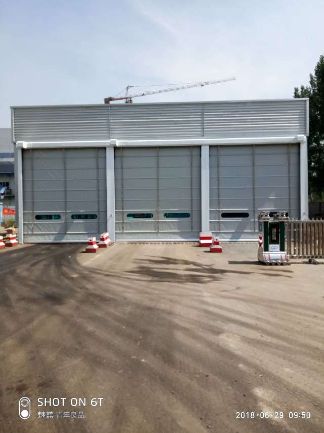 快速堆積門廠家安裝維修 堆積門價(jià)格 科曼斯門業(yè)