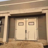 生產(chǎn)銷售工業(yè)門、工業(yè)提升門廠家、工業(yè)保溫門